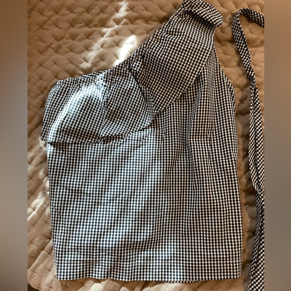 Super cute, vineyard, vines, one shoulder women’s top